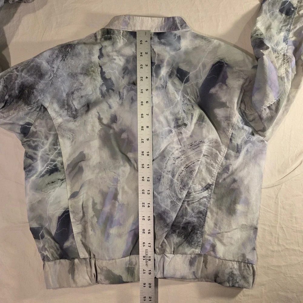 Mono‎ B Women's Cropped Lightweight Bomber Jacket Size M, Lightening Tie Dye